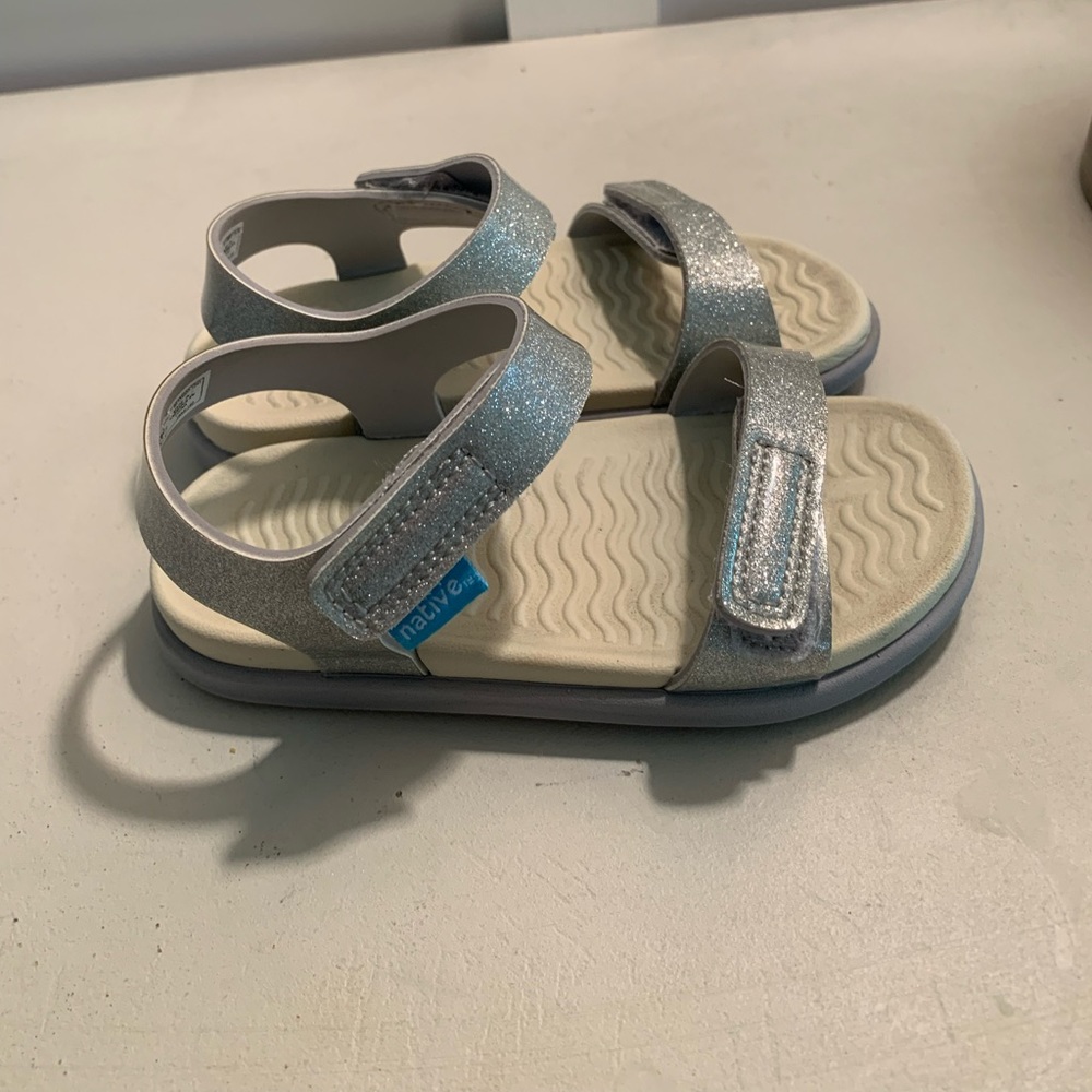 Native Girls Sandals